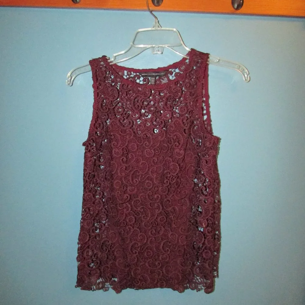 *2 for $25* WHBM Sleeveless Lace Tee - Picture 4 of 8